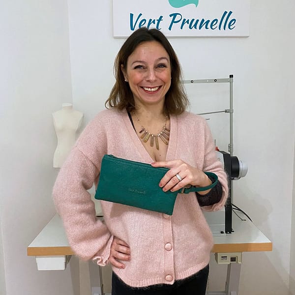Pochette Pinatex vert- vegan, cuir d'ananas.